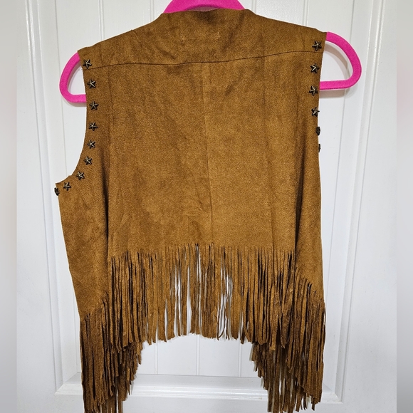 *Sold* Fringe faux suade vest - Picture 2 of 2
